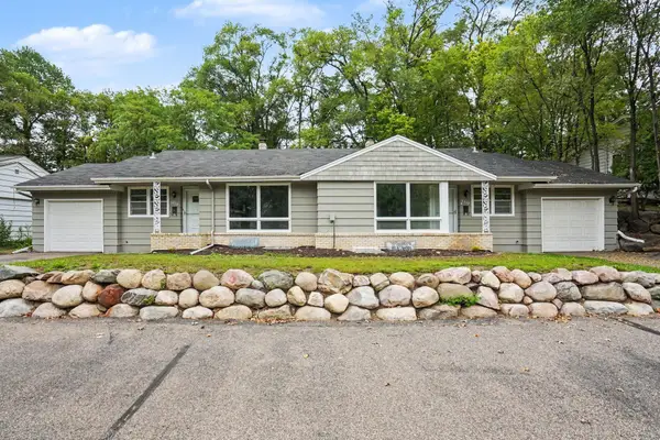 6117 France Avenue S, Edina, MN 55410