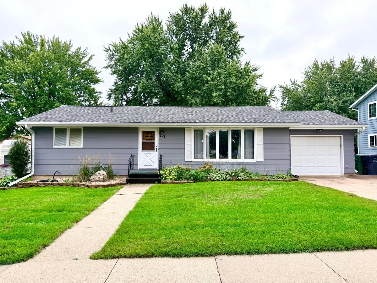 421 Miles Drive, Worthington, MN 56187 - #1