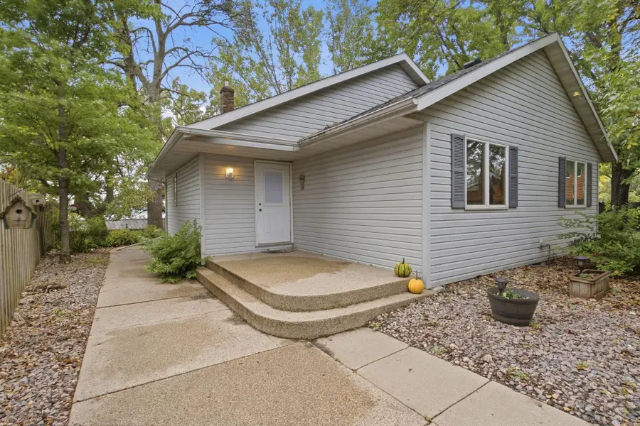 5134 E Eagle Lake Road, Willmar, MN 56201 - #2