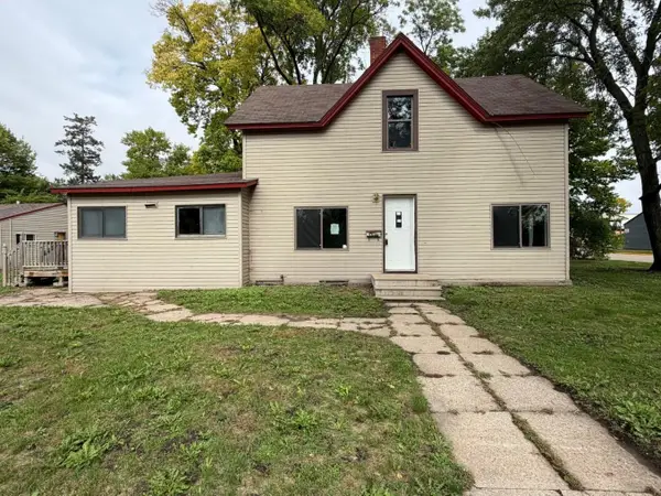 31 Ripley Street E, Litchfield, MN 55355