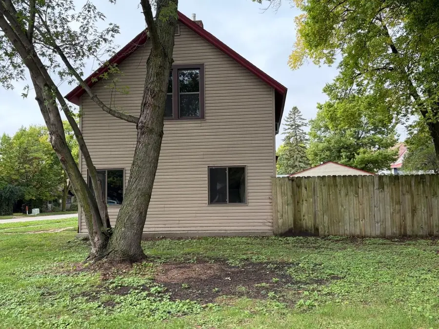31 Ripley Street E, Litchfield, MN 55355 - #2