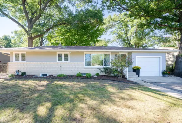 2837 Matilda Street, Roseville, MN 55113
