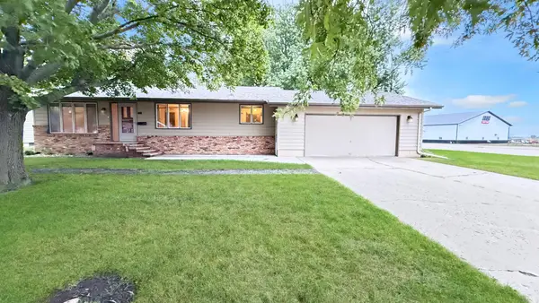 411 Chavis Drive, Hendricks, MN 56136