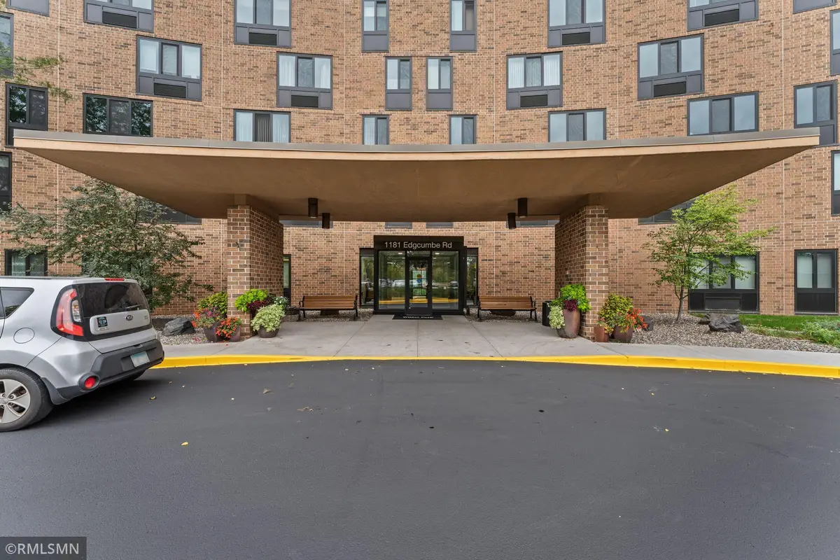1181 Edgcumbe Road #1005, Saint Paul, MN 55105 - #1