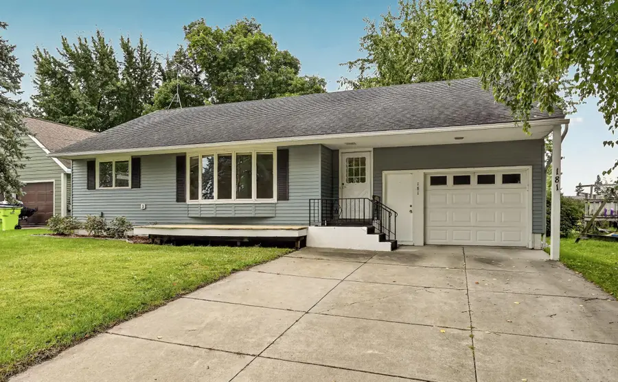181 E 7th Street, Zumbrota, MN 55992 - #2