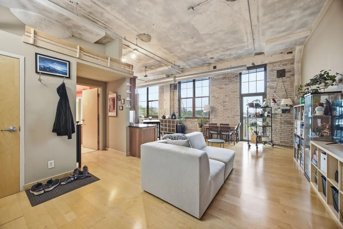 1901 E Hennepin Avenue #303, Minneapolis, MN 55413 - #1