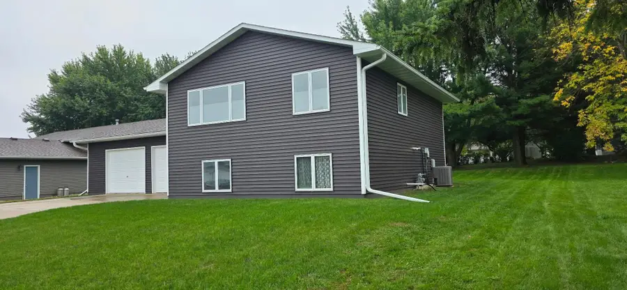 216 2nd Street Ne, Clarks Grove, MN 56016 - #2
