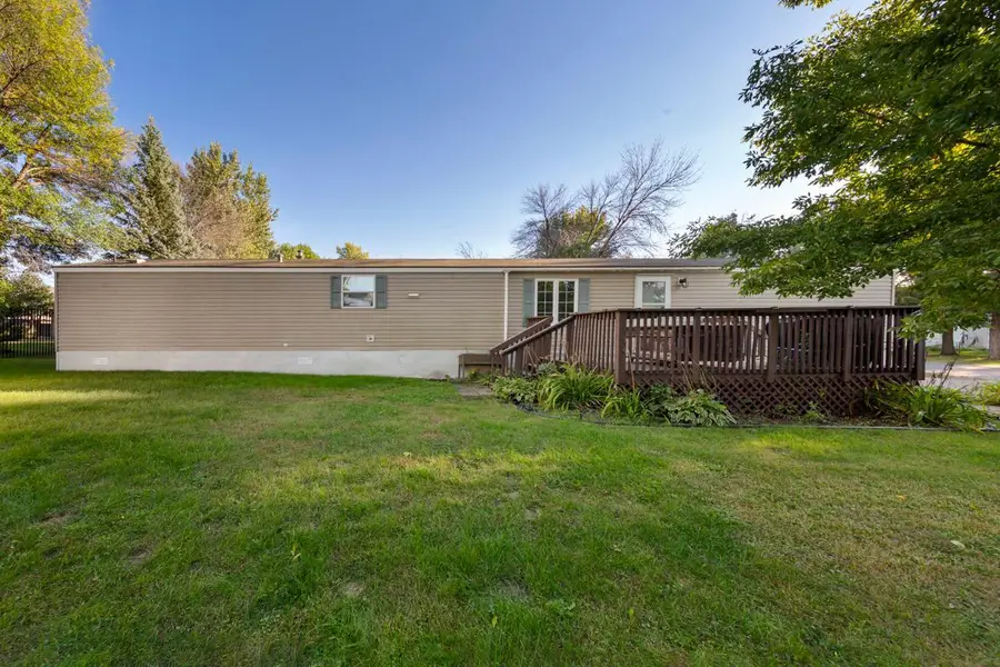 605 E Shakespeare Avenue E, Mankato, MN 56001 - #2