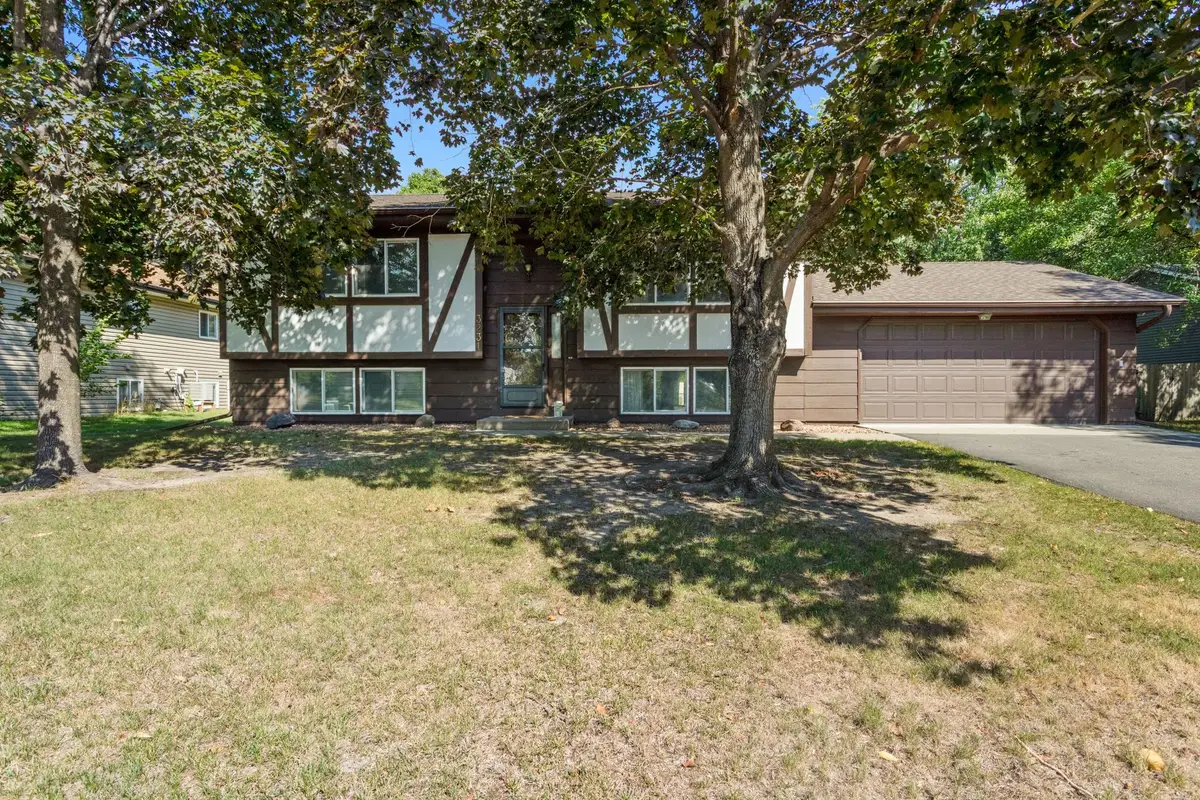 3231 116th Lane Nw, Coon Rapids, MN 55433 - #1