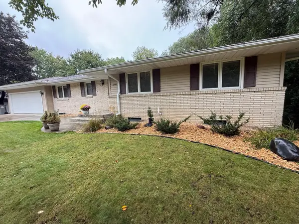 6447 Westchester Circle, Golden Valley, MN 55427