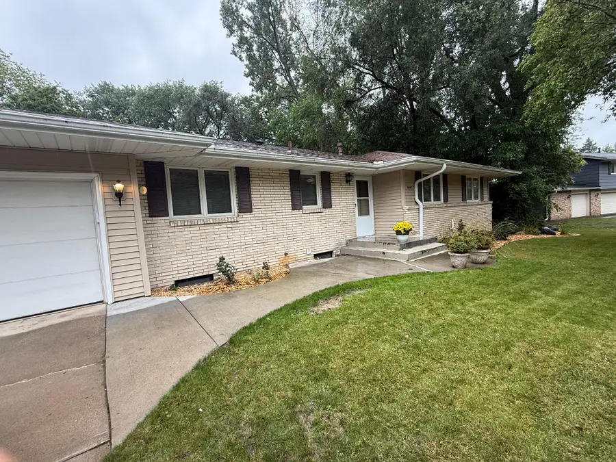 6447 Westchester Circle, Golden Valley, MN 55427 - #2