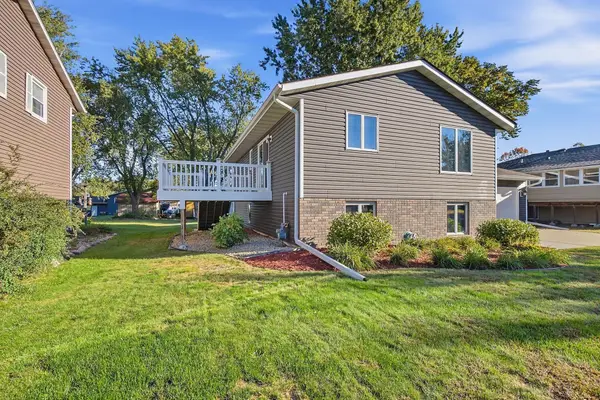 1004 W Prairie Street, Belle Plaine, MN 56011