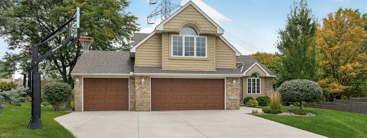 6585 Promontory Drive, Eden Prairie, MN 55346 - #1