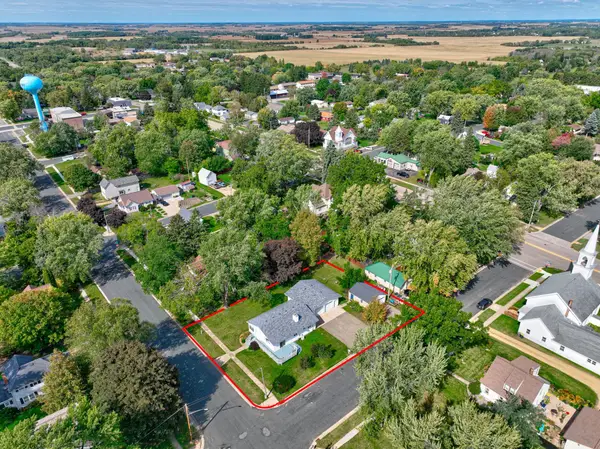 721 Charlotte Street, Hammond, WI 54015