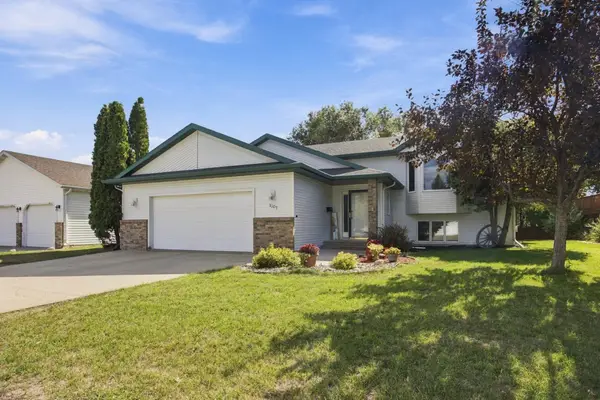 1307 4th Avenue E, West Fargo, ND 58078