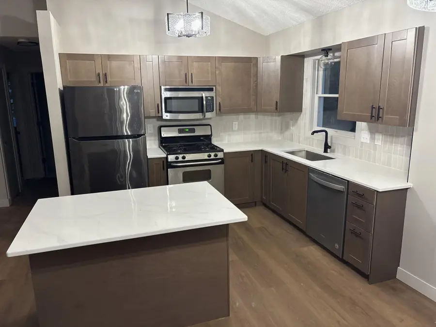 2365 Hillwood Drive E, Maplewood, MN 55119 - #2