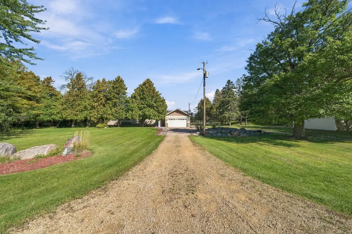 4423 Fawn Lake Drive Ne, Bethel, MN 55005 - #1