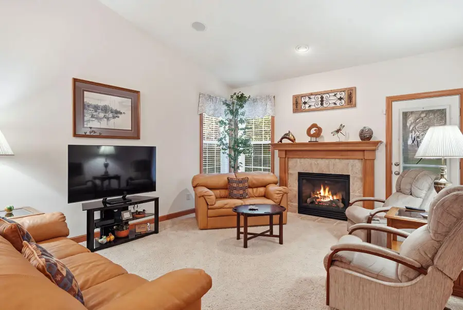 7147 Arthur Drive, Woodbury, MN 55125 - #3