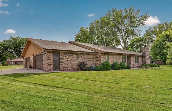 2241 Baihly Lane Sw, Rochester, MN 55902