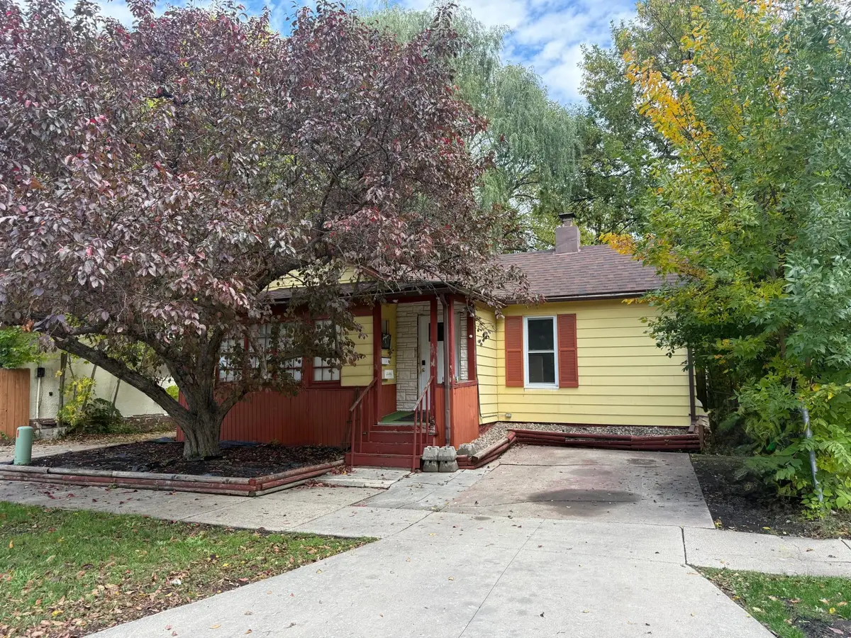 112 15th Street S, Fargo, ND 58103 - #1