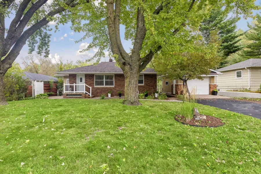 1814 Mcknight Road N, Maplewood, MN 55109 - #2