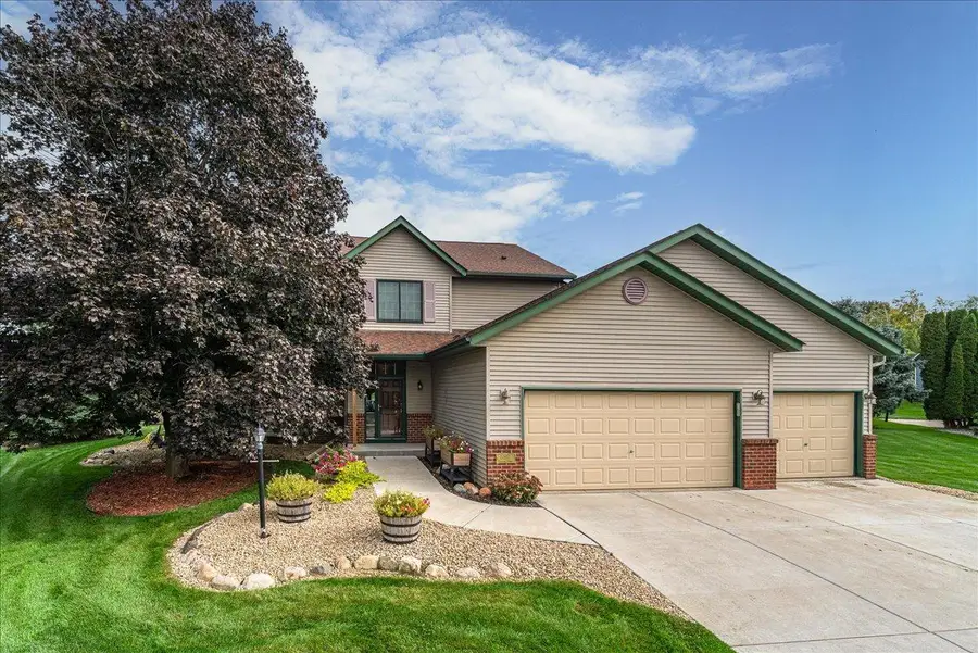 18580 Explorer Court, Farmington, MN 55024 - #2