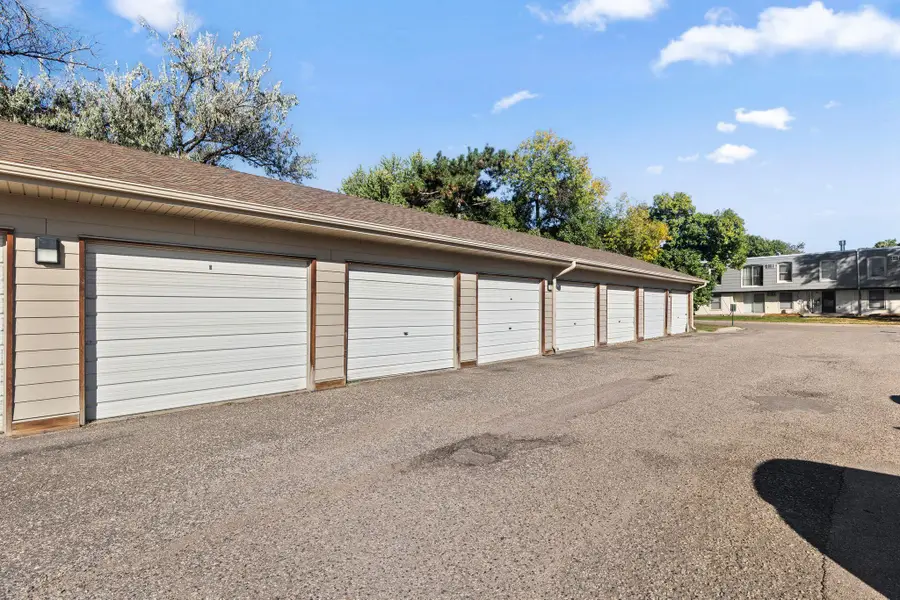901 11th Avenue S #5, Hopkins, MN 55343 - #3