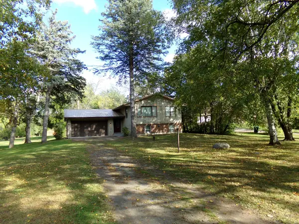 18323 Elmcrest Avenue N, Forest Lake, MN 55025