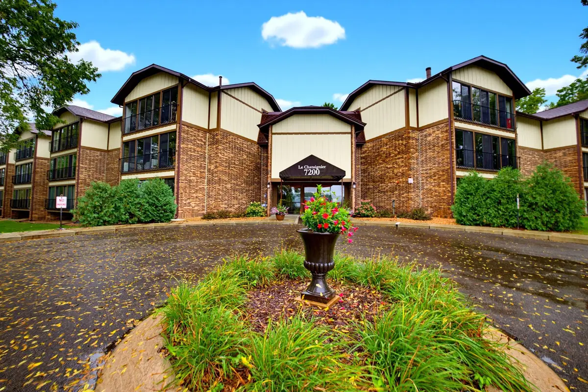7200 Cahill Road #106, Edina, MN 55439 - #1