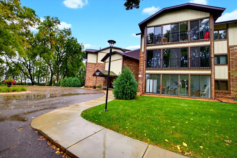 7200 Cahill Road #106, Edina, MN 55439 - #3