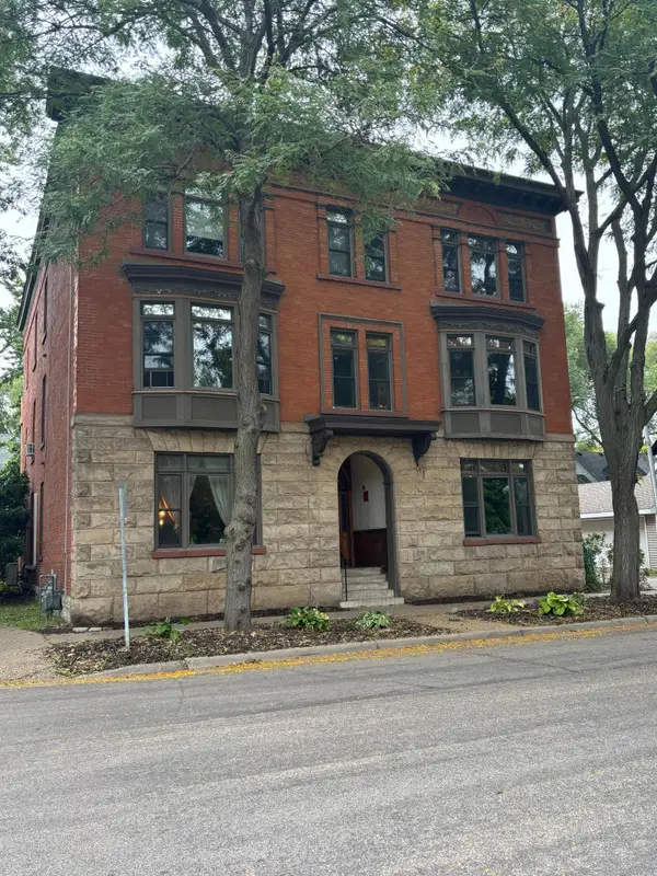 110 Saint Albans Street N #3, Saint Paul, MN 55104