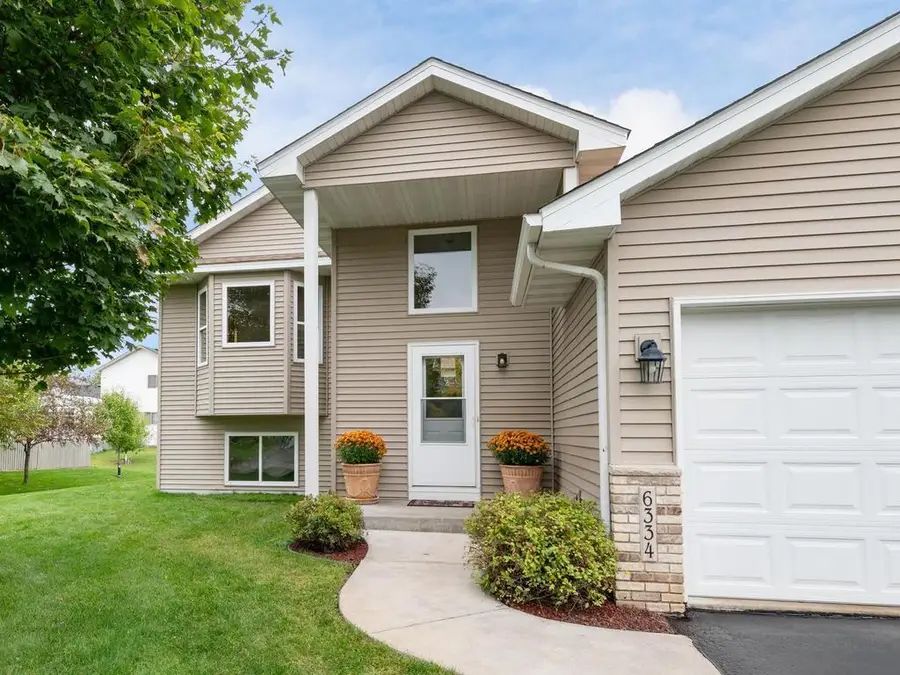 6334 Marshall Avenue Ne, Otsego, MN 55301 - #2