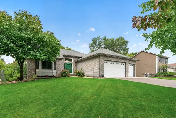 12712 Crooked Lake Boulevard Nw, Coon Rapids, MN 55448
