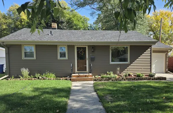 1018 21st Street S, Fargo, ND 58103