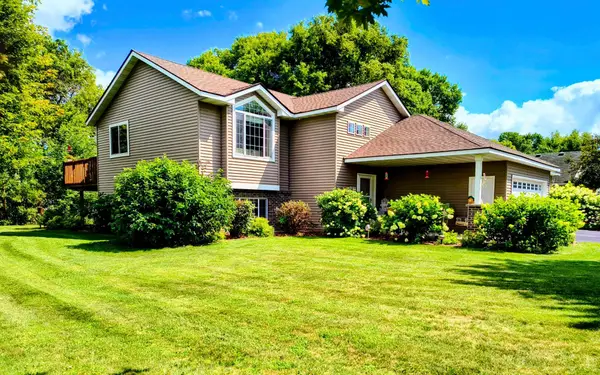 424 13th Avenue N, Sartell, MN 56377