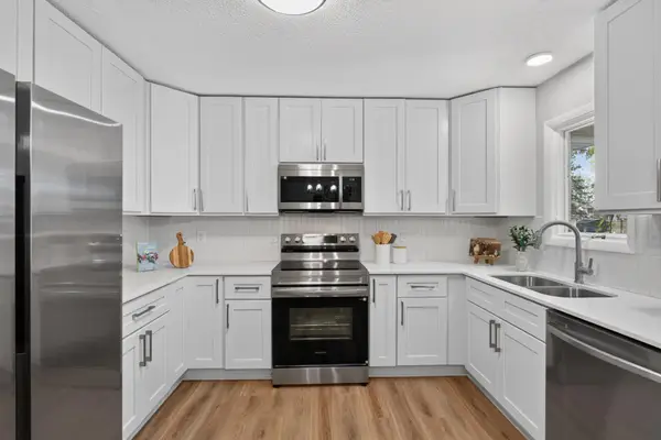 568 Riviera Drive, New Brighton, MN 55112