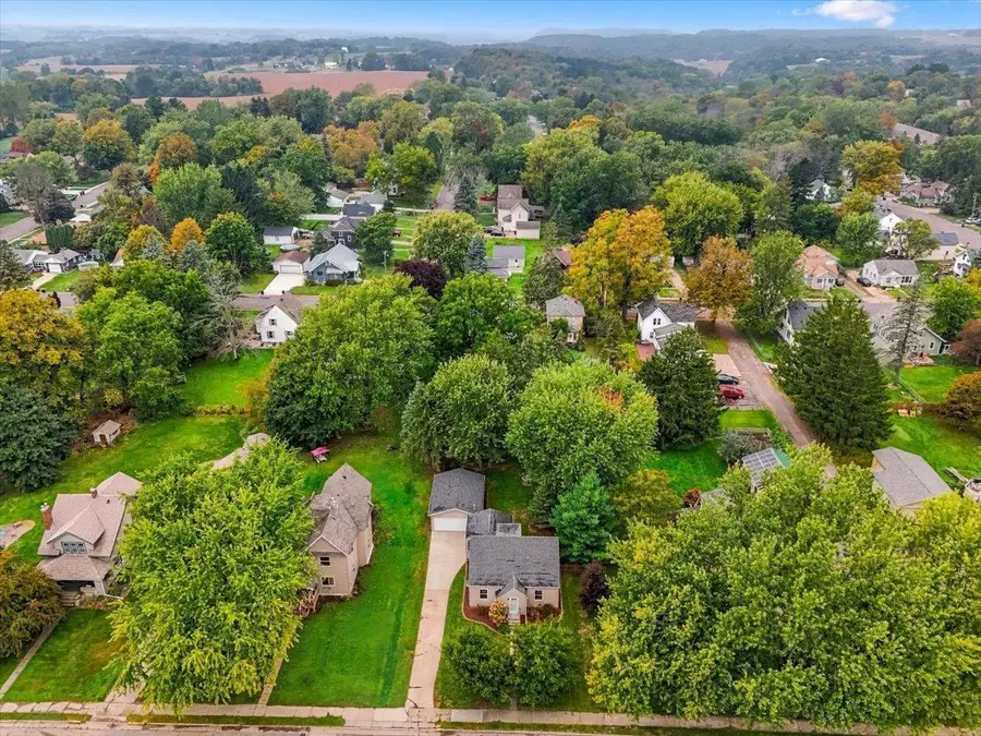 257 S Chestnut Street, Ellsworth, WI 54011 - #3
