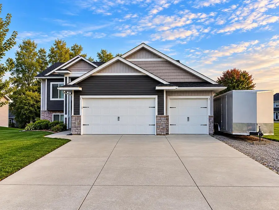 2161 Maple Street Sw, Howard Lake, MN 55349 - #2