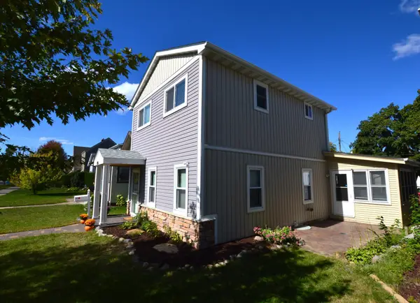 855 Cottage Avenue E, Saint Paul, MN 55106