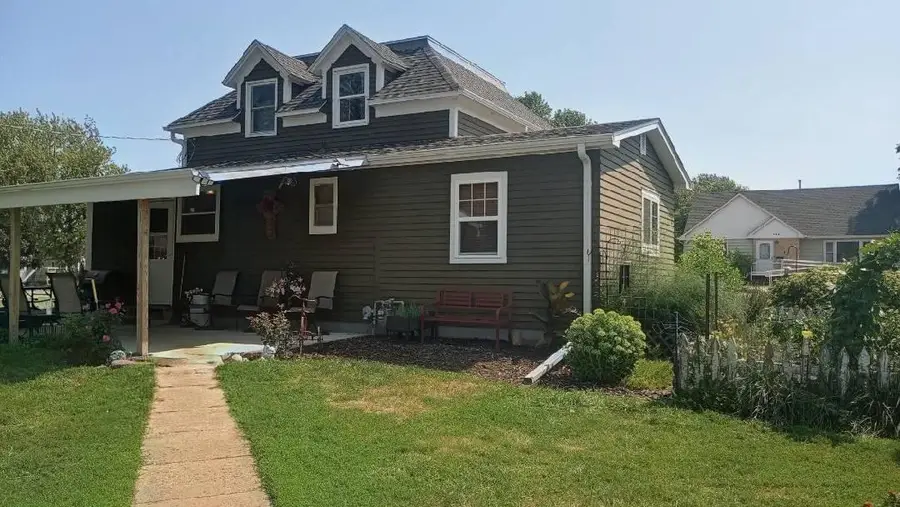 210 Snure Street, Lakefield, MN 56150 - #3