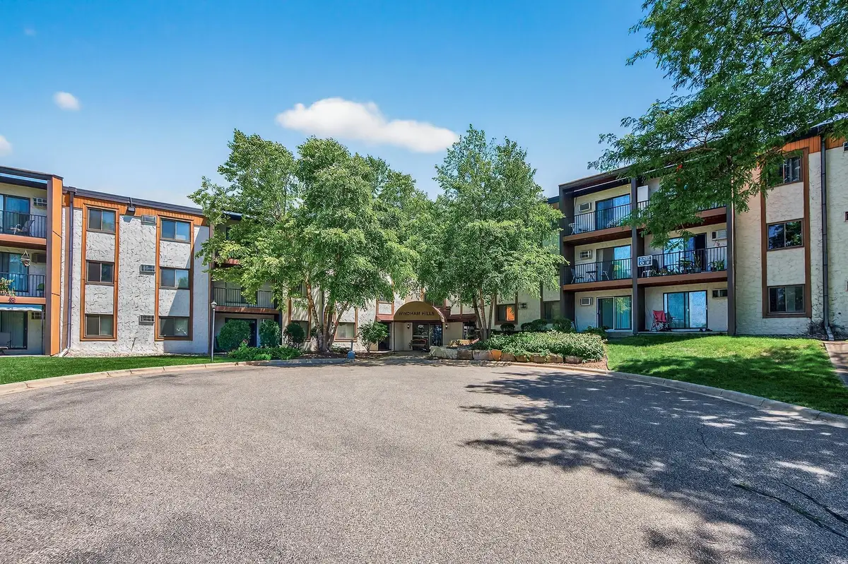 401 E Burnsville Parkway #124, Burnsville, MN 55337 - #1