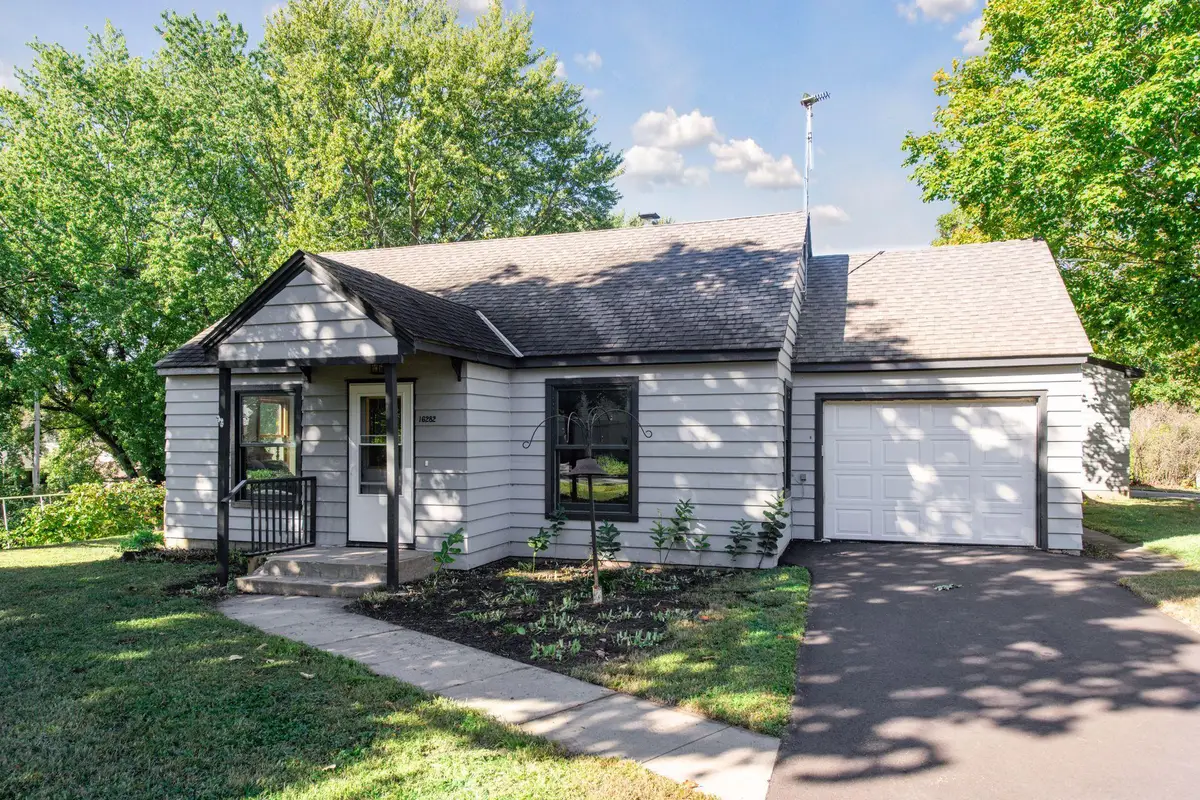16282 West Avenue Se, Prior Lake, MN 55372 - #1