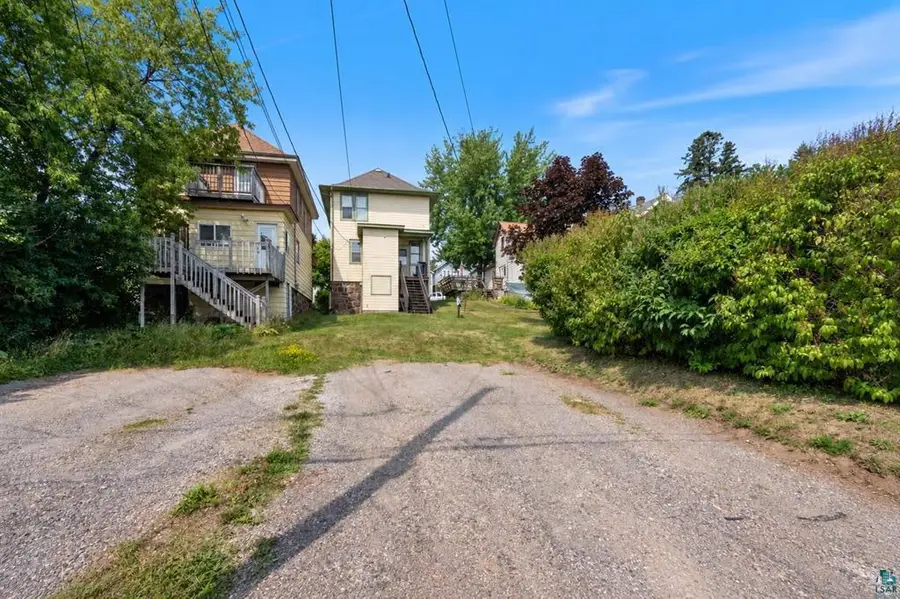 1010 E 9th Street, Duluth, MN 55805 - #2