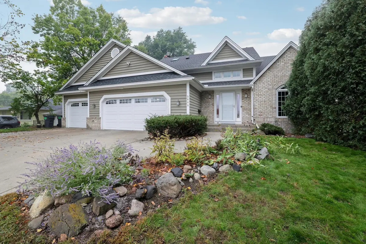 3508 Silver Lake Road Ne, Saint Anthony, MN 55418 - #1