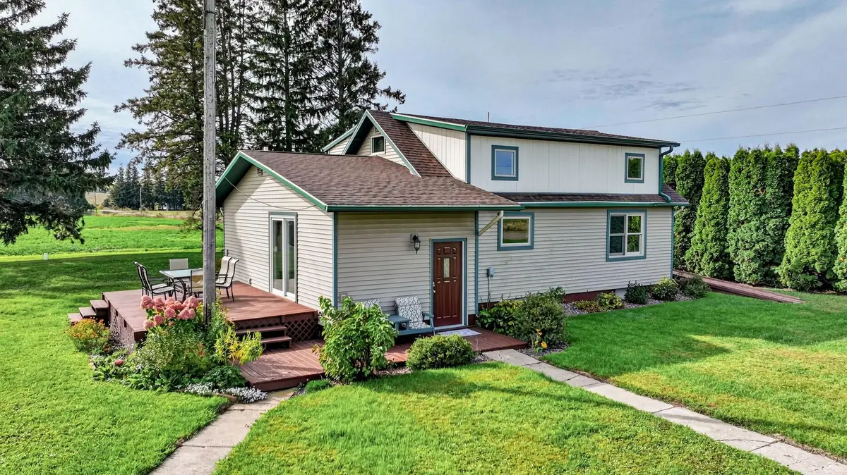 2071 11 1/2 Street, Cumberland, WI 54829 - #1