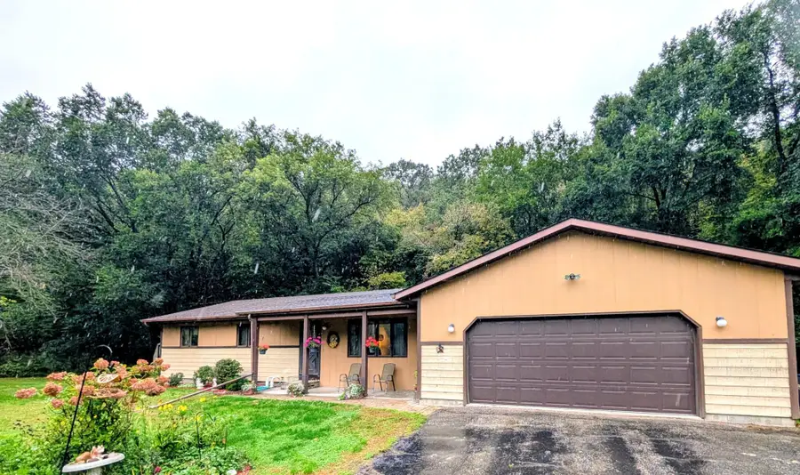 41544 595th Lane, New Ulm, MN 56073 - #2