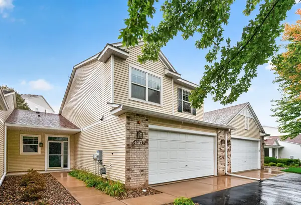 4527 Bloomberg Lane, Inver Grove Heights, MN 55076