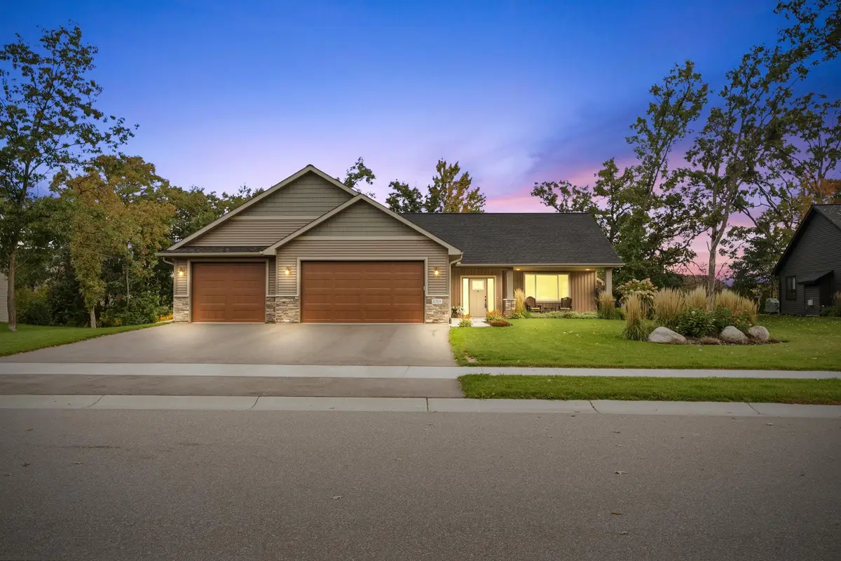 4704 381st Trail, North Branch, MN 55056 - #1
