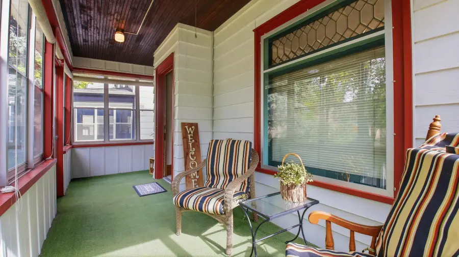 820 5th Avenue Se, Minneapolis, MN 55414 - #2