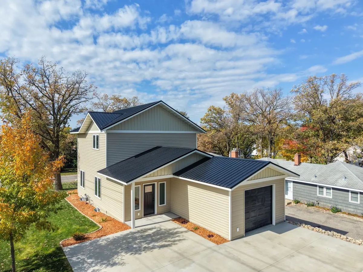 1145 Roosevelt Avenue, Detroit Lakes, MN 56501 - #1